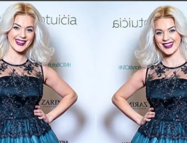 Ουκρανή Παρουσιάστρια έκρυψε το κινητό της στο πιο απίθανο μέρος... (φώτο - βίντεο)